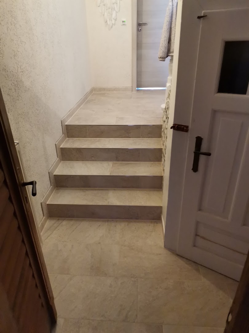 Reparatur- und Ausbaubetrieb Norbert Riemer — Fotos 3